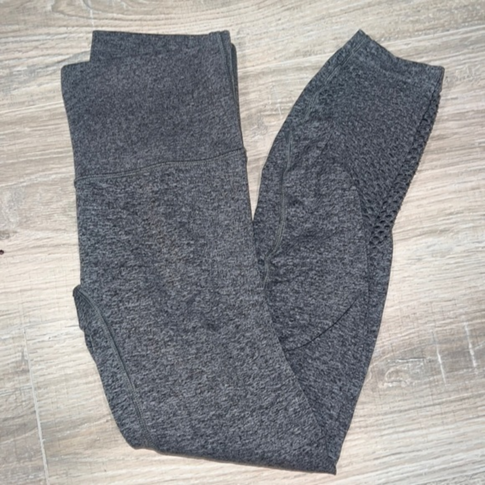 old navy gray leggings yoga pants gym pants‎ mesh